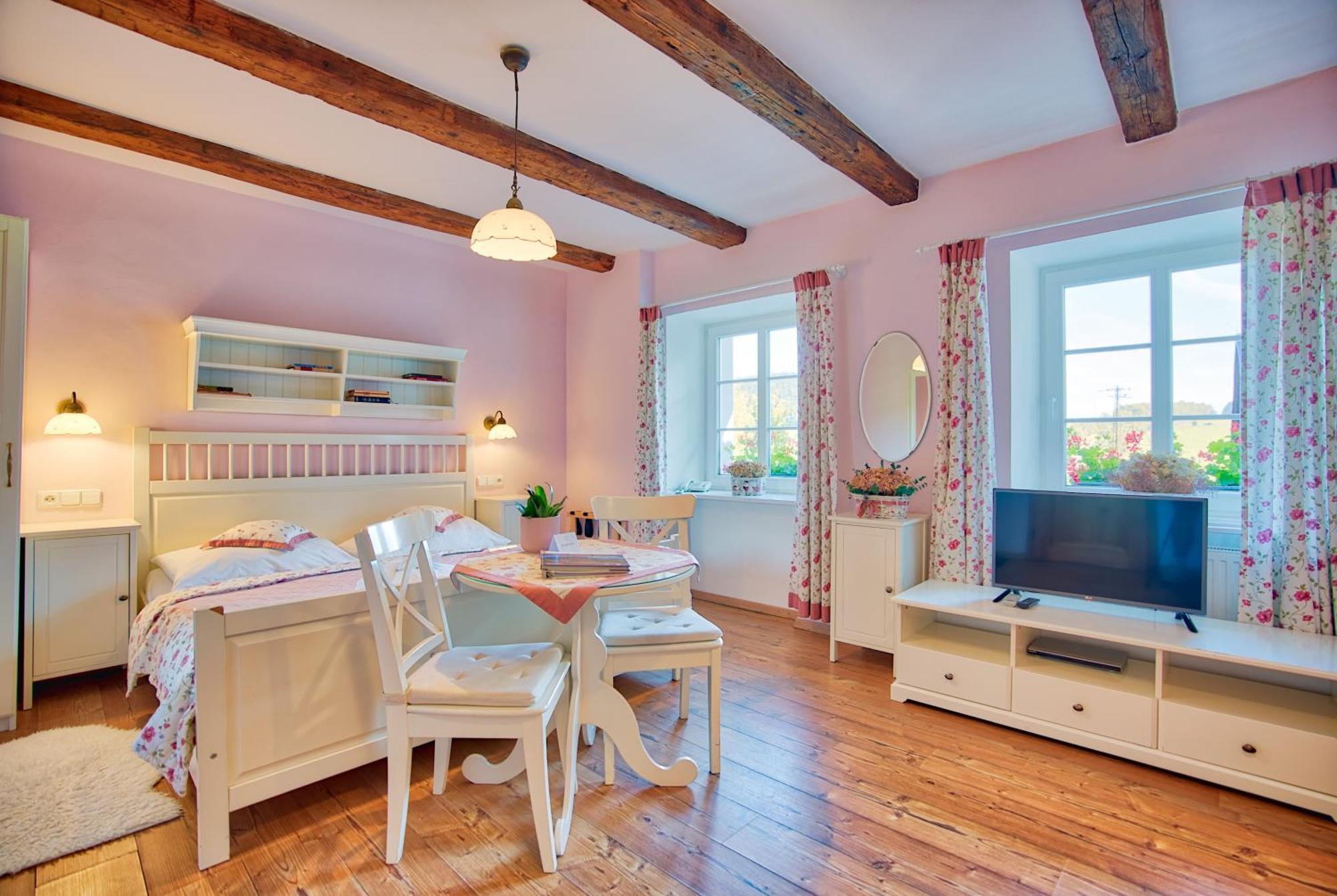 Apartman-Hotel Jitravsky Dvorec Rynoltice Luaran gambar